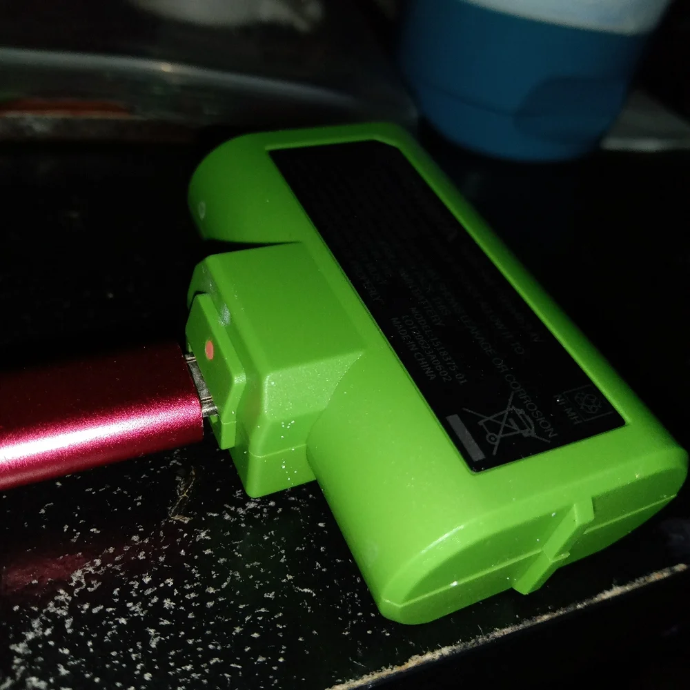 Xbox Controller Battery - Picture 5 of 11